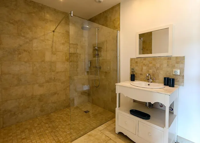 Domaine La Broutie Bed and Breakfast *