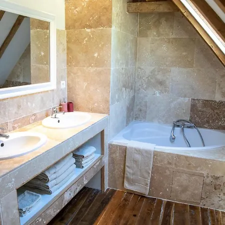 Domaine La Broutie Bed & Breakfast