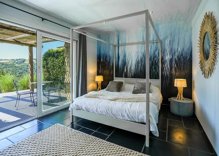 Domaine La Broutie Bed & Breakfast *